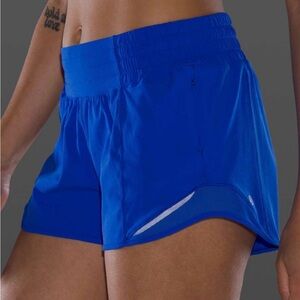 NWOT LULULEMON HOTTY HOT 2.5” ~ HIGH RISE SHORTS SIZE 4 ~ CERULEAN BLUE